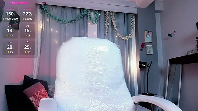 CoralineRicce  online show from October 28, 5:57 am