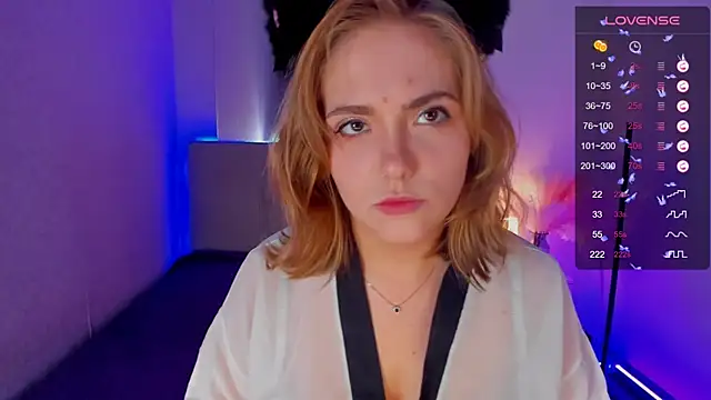 Snapshot of DellaRowe chatting on September 19, 12:48 pm DellaRowe online show from September 19, 12:48 pm