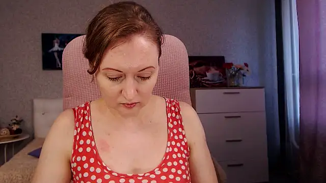 BettyFootFetish online show from May 8, 11:46 am