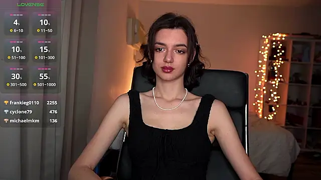 olivia jeas online show from February 9, 12:46 am