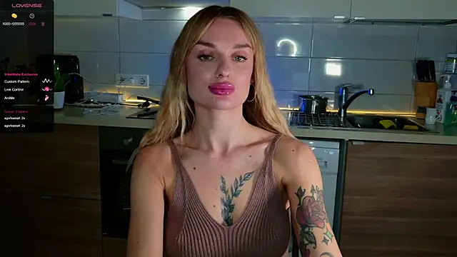 MissLovex online show from March 20, 8:08 am