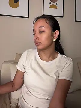 DianaHopson online show from May 24, 12:04 pm