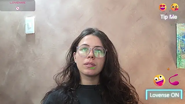 irinasweet27 online show from May 12, 2:02 pm