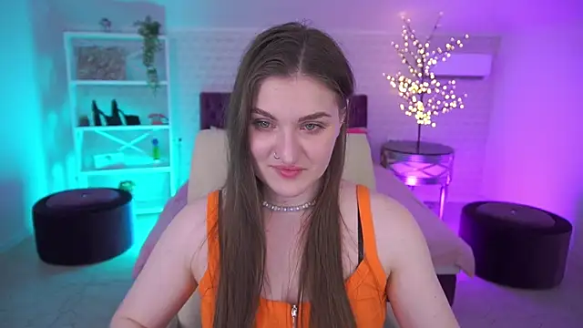 EmmyCharmm online show from May 20, 5:26 am
