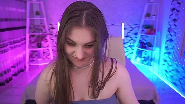 EmmyCharmm online show from May 21, 5:49 am