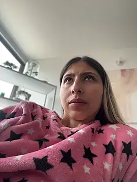 Ameellie online show from May 21, 3:54 pm