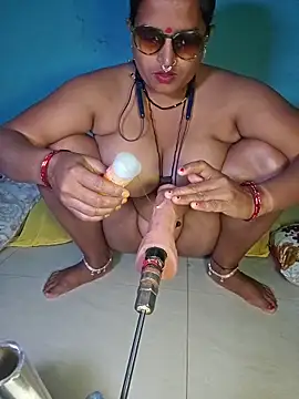   VogueVixen NovaKnight   online show from October 11, 9:58 am