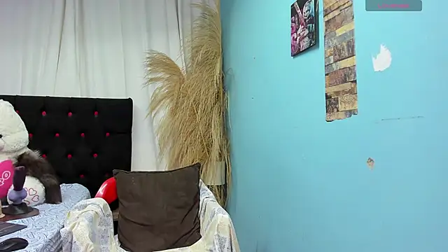 natacha wolf online show from February 26, 8:02 am