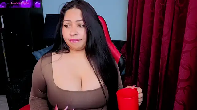 charlotee lovee69 online show from March 1, 12:10 am