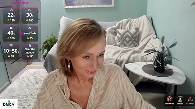HornyMilf 777 online show from May 24, 7:18 am