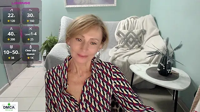 HornyMilf 777 online show from May 25, 7:29 am