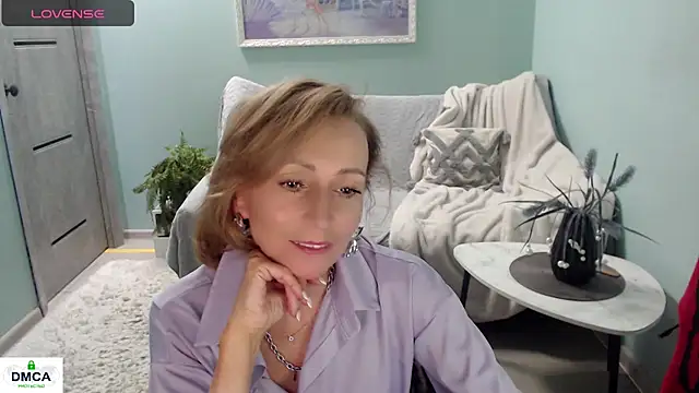 HornyMilf 777 online show from May 5, 8:06 am