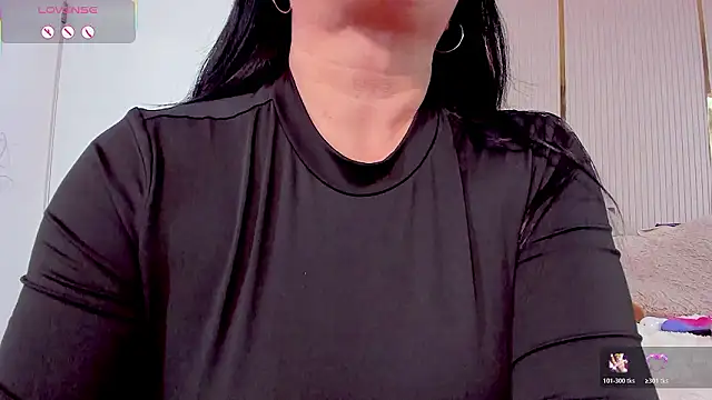 Jadeh Williams02 online show from March 11, 6:32 pm