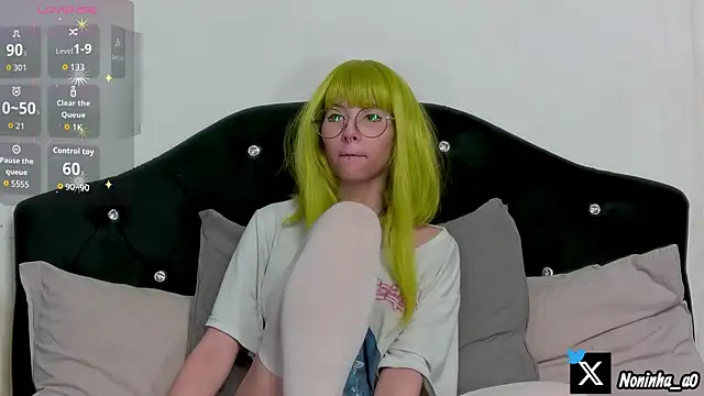 nonawhitemm online show from May 3, 1:42 am