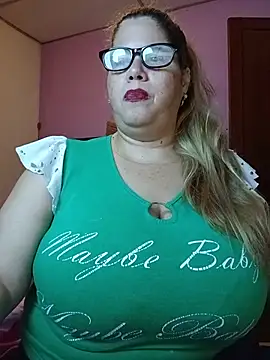 EllisW8 online show from May 16, 10:36 am