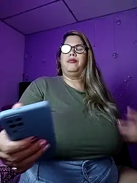 EllisW8 online show from November 24, 11:56 am