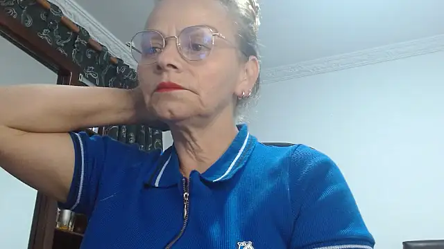 asleycavta online show from December 18, 2:49 am