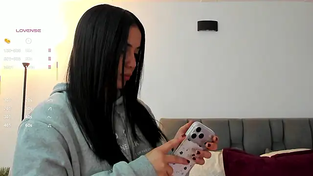 Gigi-bom online show from February 2, 3:16 am