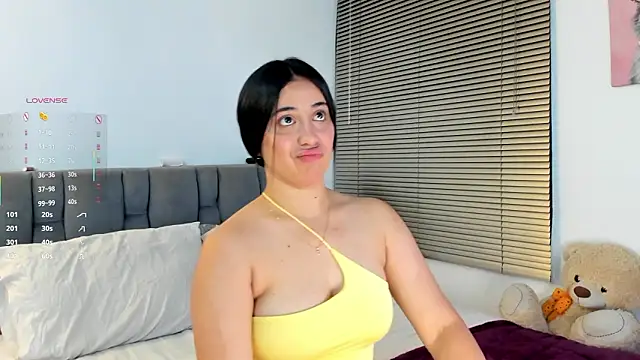 Gigi-bom online show from March 8, 12:40 am