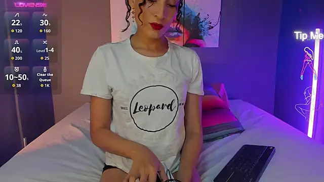 IsabellaSpencer online show from September 22, 10:19 pm
