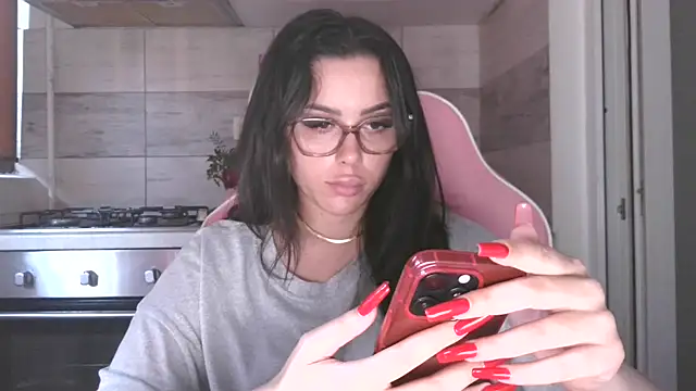 LovelyJulliette online show from May 24, 5:12 pm