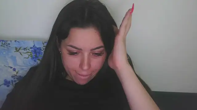 LovelyJulliette online show from May 11, 8:17 pm