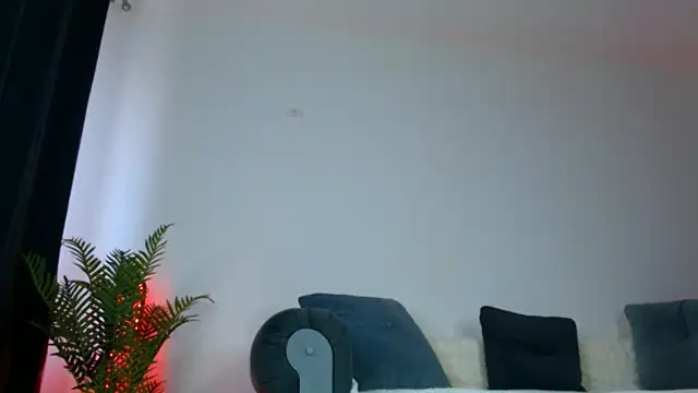 arianatattoos online show from May 27, 6:54 am