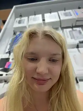 AmmyHot online show from May 25, 4:22 am