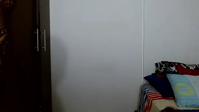 luisaqueenxxx online show from April 9, 8:25 pm