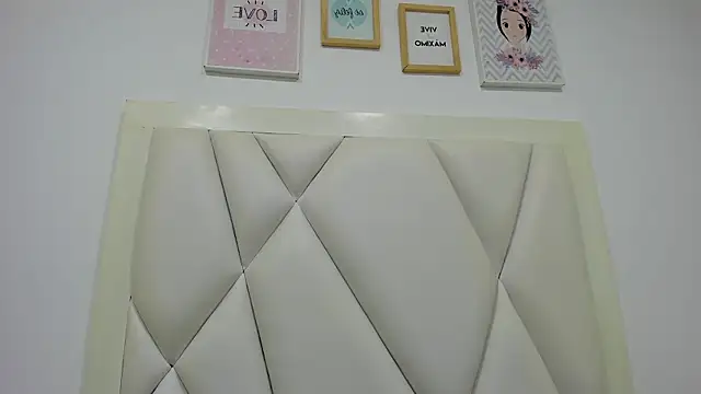 atilanadiaz7 online show from February 2, 4:39 pm