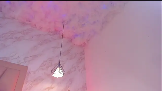  Hollywood 1 online show from February 21, 7:31 am