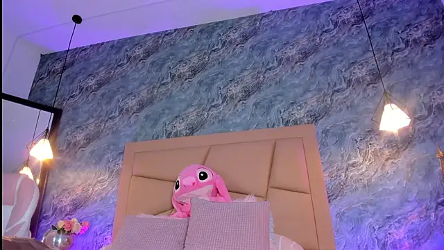  Hollywood 1 online show from November 15, 7:42 am