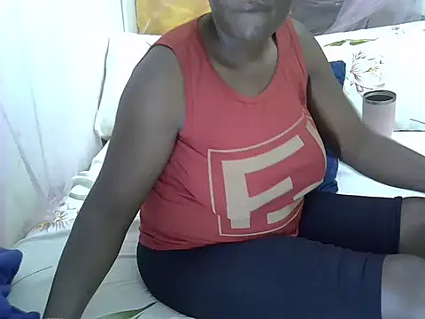 Sweetreena online show from May 20, 3:25 am