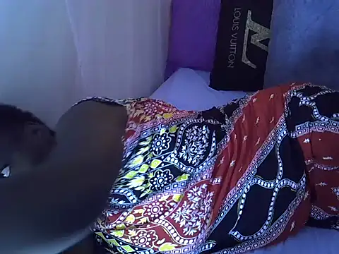 Sweetreena online show from May 24, 4:33 am