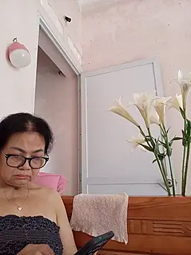 Hotestlove online show from May 21, 4:54 am