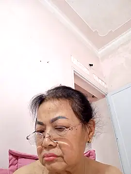 Hotestlove online show from May 9, 9:44 am