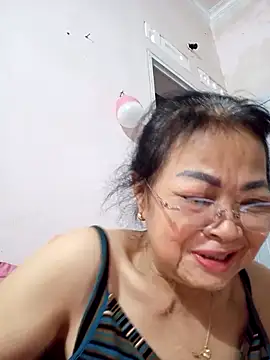 Hotestlove online show from May 11, 2:41 pm