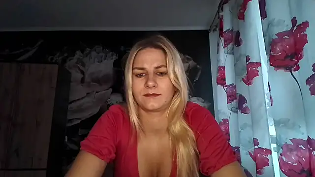 DagmarieFlirt online show from September 27, 5:14 am