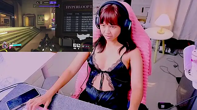 Kana G online show from May 10, 5:26 pm