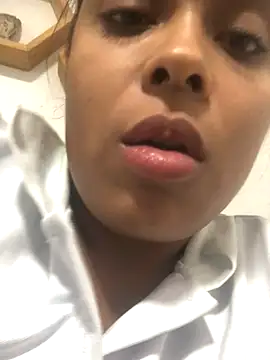 JuanaSimons online show from October 17, 2:04 am