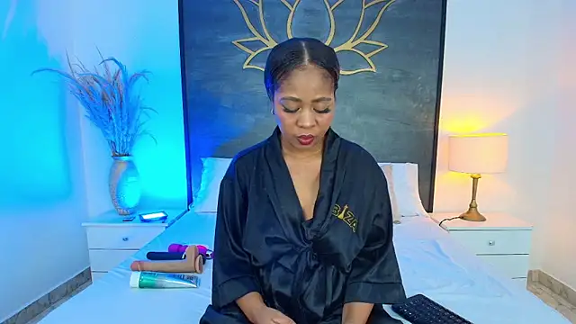 AlisonTravis online show from May 17, 2:55 am