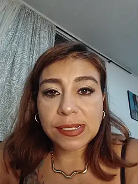 MrsFoucher online show from May 17, 3:06 am