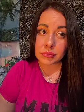 DaisyStreet online show from May 13, 5:40 pm