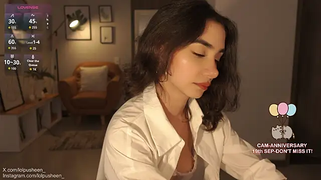 Snapshot of JulietteDee chatting on September 15, 10:06 pm JulietteDee online show from September 15, 10:06 pm