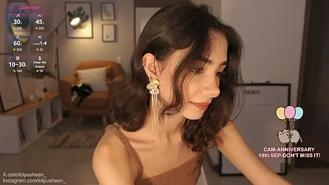 Snapshot of JulietteDee chatting on September 14, 4:49 pm JulietteDee online show from September 14, 4:49 pm