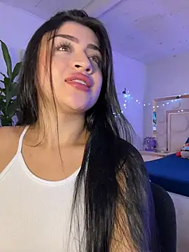 lucianaroy online show from January 9, 11:09 pm