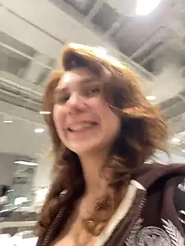 QuitieLia online show from March 14, 1:12 pm