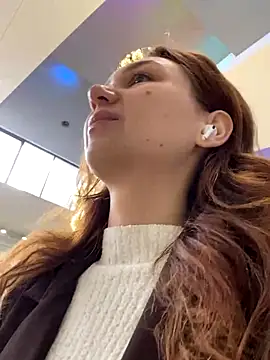 QuitieLia online show from November 29, 8:29 am