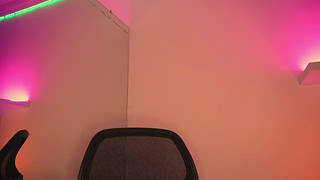 Gloomydoll online show from January 31, 7:11 pm