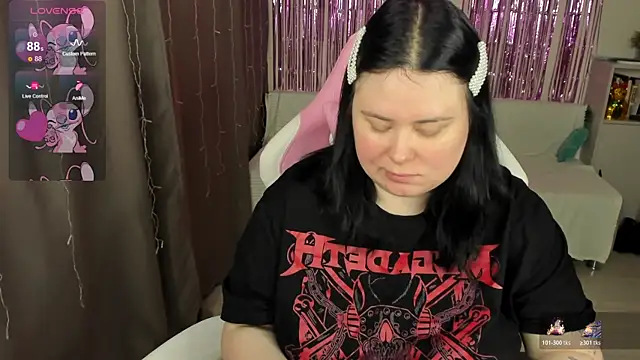 Akemi BBW online show from May 11, 7:54 am